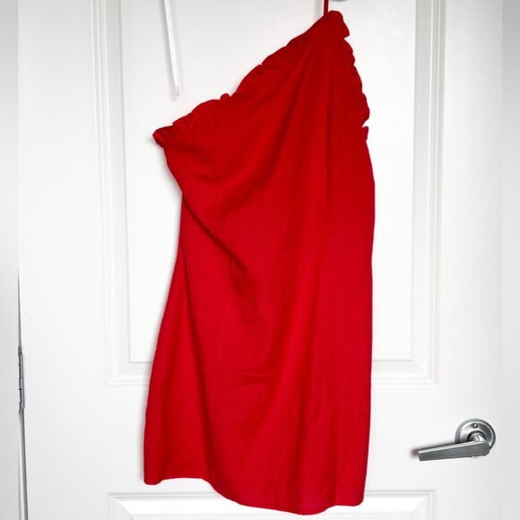 NEW NWT Superdown Elizabeth One Shoulder Red Mini Dress Ruffle Size M - Picture 5 of 8